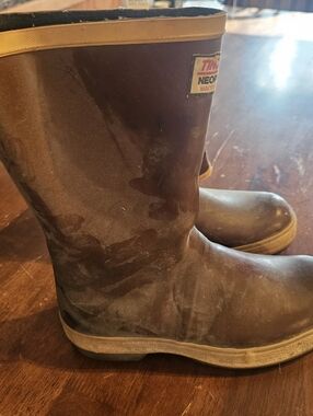 TINGLEYTingley Neoprene Rubber 16" Snugleg Work Boot Size 8
